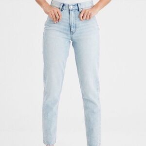NWT American Eagle Mom Jean Light Vintage Size 0
